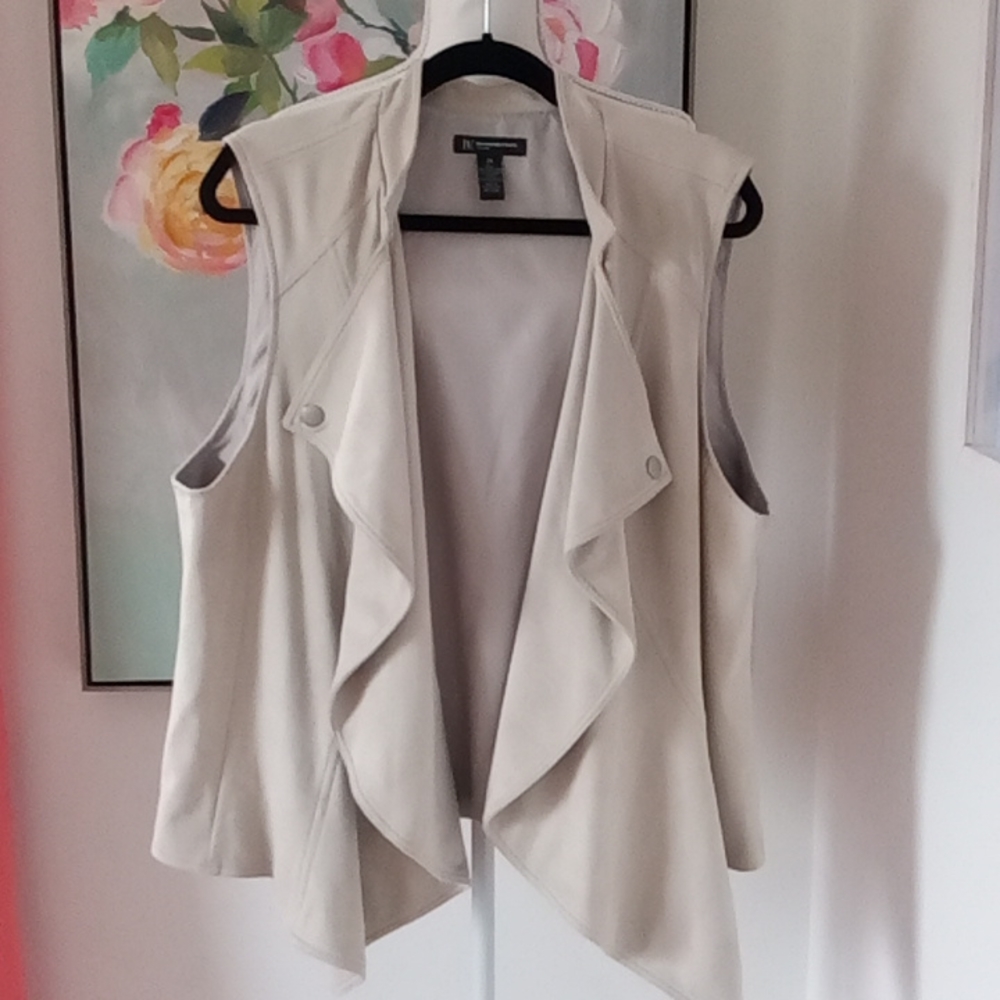INC vest